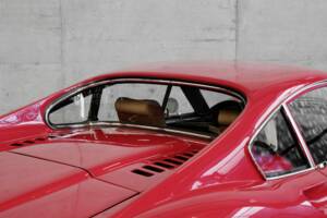 Bild 29/50 von Ferrari Dino 246 GT (1969)