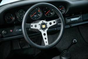 Image 24/50 of Porsche 911 Carrera RS 2.7 (Touring) (1975)