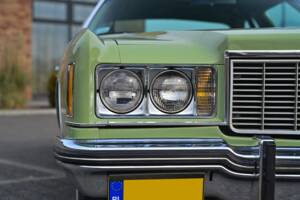 Image 6/44 of Chevrolet Impala (1974)