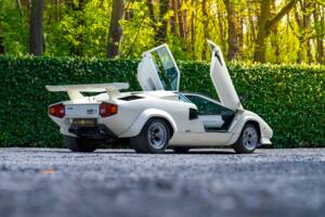 Bild 1/20 von Lamborghini Countach 5000 S (1983)