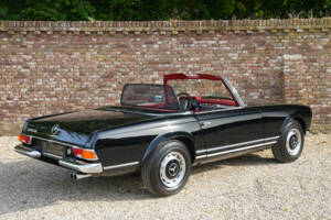 Image 42/50 de Mercedes-Benz 280 SL (1969)