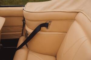 Image 91/99 of Aston Martin DB 6 Volante (1968)