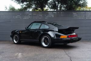 Image 2/67 of Porsche 911 Turbo 3.3 (1987)