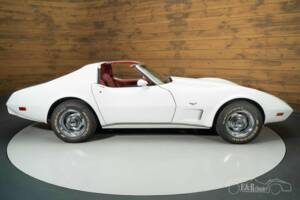 Image 13/19 of Chevrolet Corvette Stingray (1977)