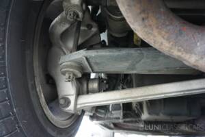 Afbeelding 43/45 van Chevrolet Corvette Convertible (1988)