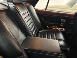 Image 14/37 of Bentley Turbo R (1989)