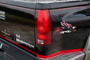 Image 21/50 of GMC Sierra 1500 (1990)