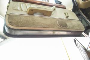 Immagine 44/50 di MG RV8 (1994)