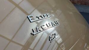 Image 24/81 de Jaguar Type E (2+2) (1969)