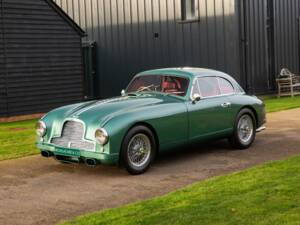 Image 2/50 of Aston Martin DB 2 (1953)