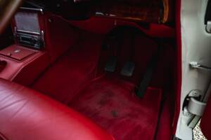 Bild 17/51 von Jaguar 240 (1968)