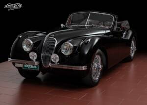 Image 1/7 of Jaguar XK 120 DHC (1954)