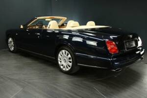 Image 4/49 de Bentley Azure (2006)