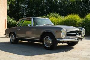 Image 4/50 de Mercedes-Benz 280 SL (1969)