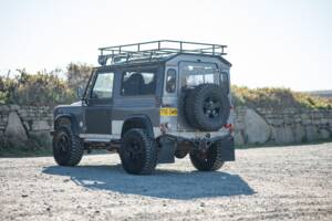 Afbeelding 10/33 van Land Rover Defender 90 Td5 (2001)