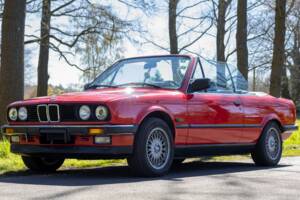 Image 1/8 of BMW 320i (1990)