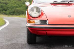Immagine 26/51 di Porsche 911 2.2 E (1970)
