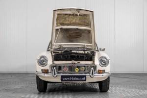 Image 44/50 de MG MGB (1969)