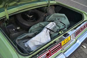 Image 20/44 of Chevrolet Impala (1974)