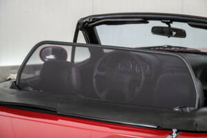 Immagine 31/50 di Mazda MX-5 1.8 (1995)