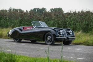 Immagine 2/21 di Jaguar XK 120 OTS (1951)