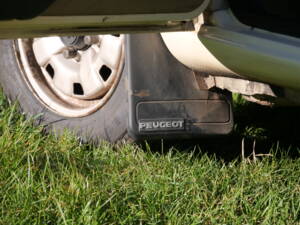 Image 60/65 of Peugeot 205 &quot;Indiana&quot; (1992)