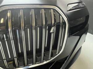 Image 9/50 de BMW i7 eDrive50 (2023)