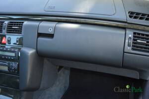 Image 40/50 de Mercedes-Benz E 50 AMG (1996)