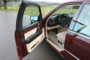 Immagine 31/69 di Mercedes-Benz 500 SE (1992)