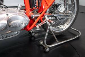 Image 9/33 of Ducati 125 Sport (1957)