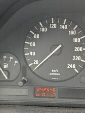 Bild 4/20 von BMW 530i (1988)