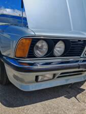 Image 29/50 of BMW 635 CSi (1981)