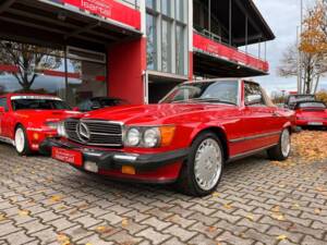 Image 4/22 de Mercedes-Benz 560 SL (1986)