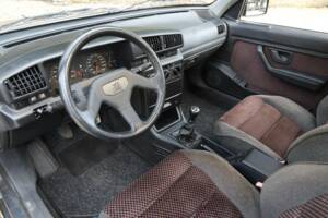 Bild 32/50 von Peugeot 405 Mi16 (1990)