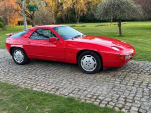 Bild 8/10 von Porsche 928 S4 (1989)