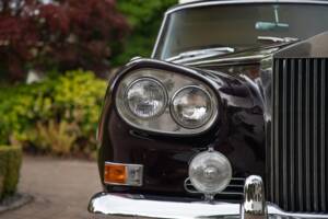 Image 32/50 of Rolls-Royce Silver Cloud III (1964)
