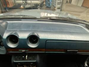Image 8/19 of Mercedes-Benz 280 E (1981)