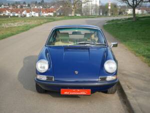 Image 8/9 of Porsche 911 2.2 S (1970)