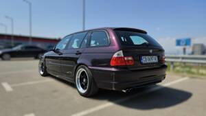 Bild 6/8 von BMW 330i Touring (2001)