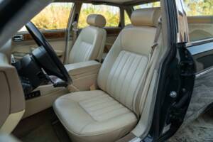 Bild 37/50 von Daimler XJ 6 4.0 (1991)