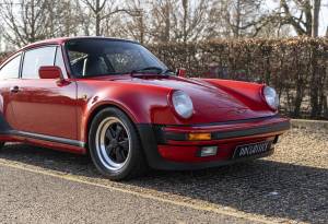 Image 10/30 of Porsche 911 Turbo 3.3 (1988)