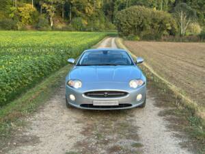 Image 13/84 de Jaguar XK 4.2 (2006)