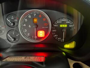 Imagen 9/18 de Ferrari 575M Maranello (2004)