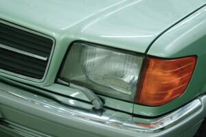 Bild 29/50 von Mercedes-Benz 500 SEC (1988)