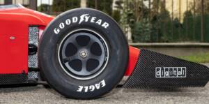 Image 31/85 of Ferrari 641 (1990)