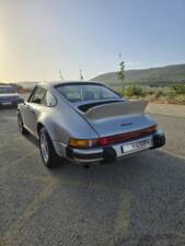Image 18/88 of Porsche 911 Carrera 2.7 (US) (1974)