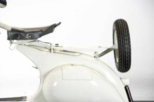 Image 17/50 of Piaggio Vespa 150 "Struzzo" VL (1956)