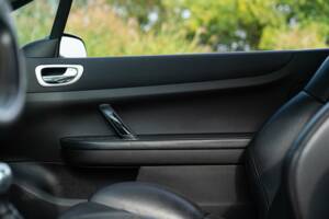 Bild 39/50 von Peugeot 307 CC 2.0i (2004)