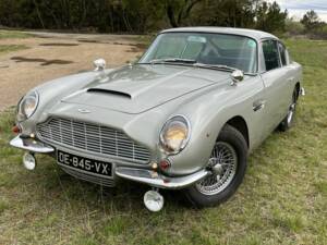 Bild 5/50 von Aston Martin DB 6 Vantage (1966)