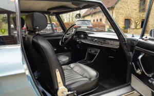 Image 57/88 of Peugeot 404 Coupé (1968)